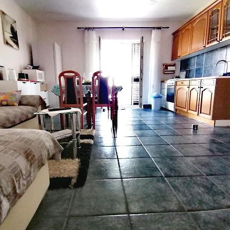 Apartman Canaki Splitska Εξωτερικό φωτογραφία